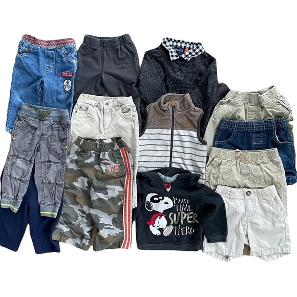 Bundle of Boy’s Clothes size 12-18 months - Picture 1 of 6